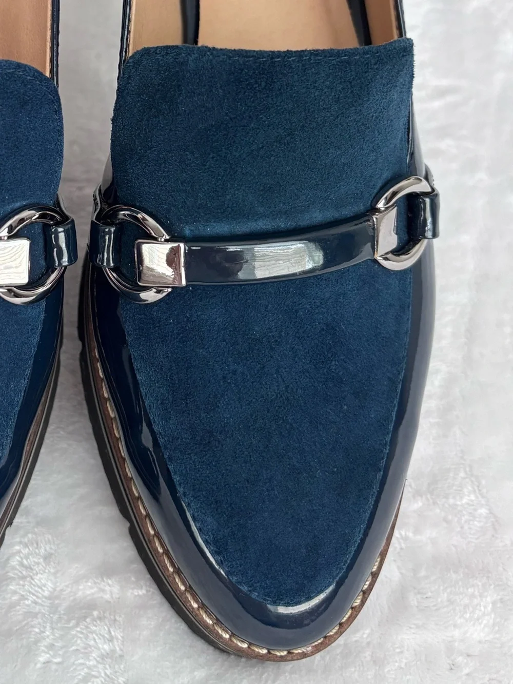 ALEX MARIE Gemima Marine Navy Patent Leather Slip-On Loafer--EUC--9